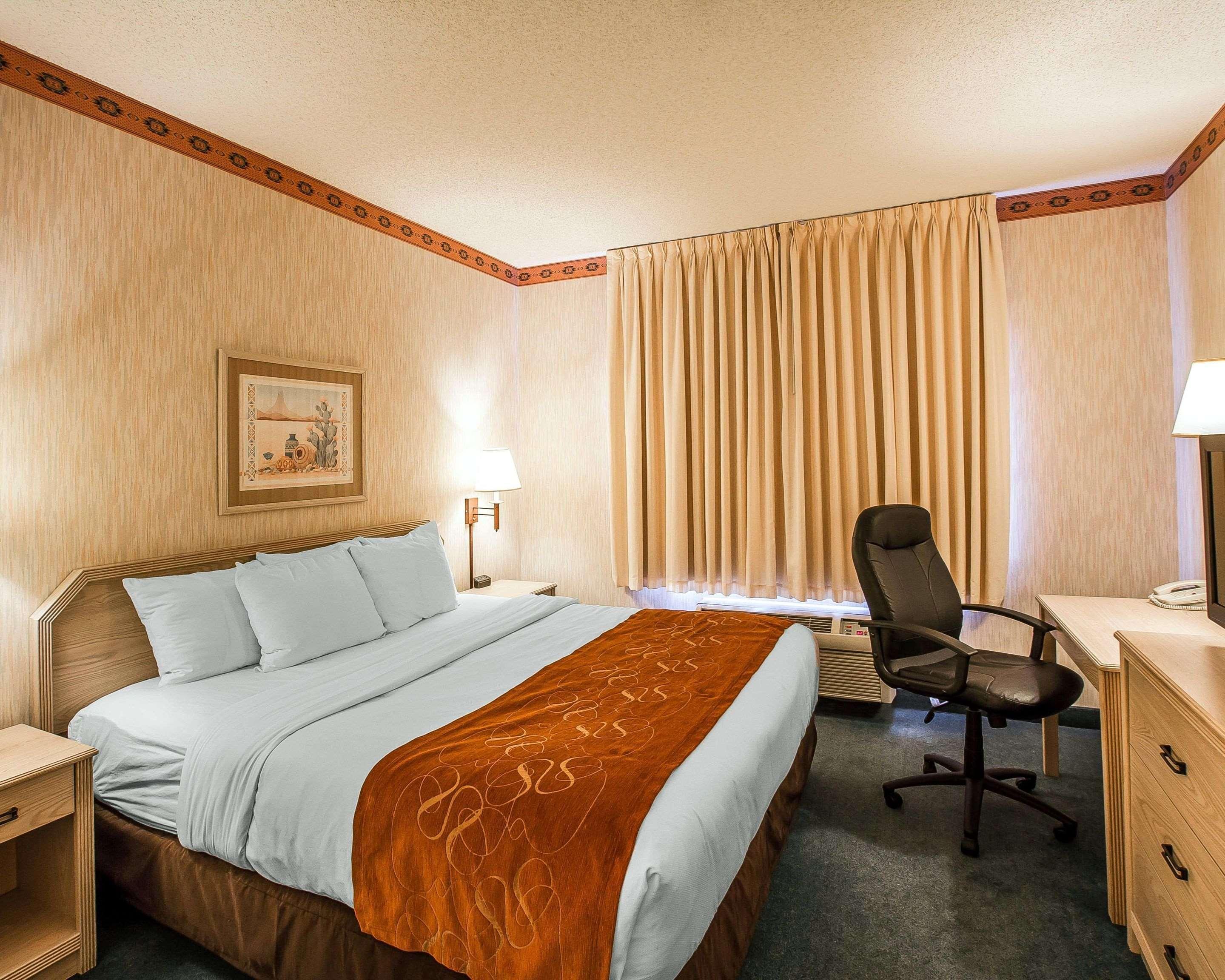 Comfort Suites Peoria Sports Complex Exterior foto